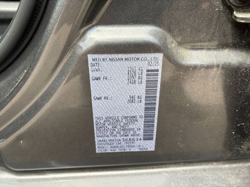 Used 2025 Nissan Altima 2.5 SV FWD image 29