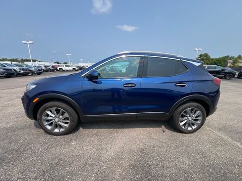 Used 2023 Buick Encore GX Essence w/ Experience Buick Package AWD/4WD image 9