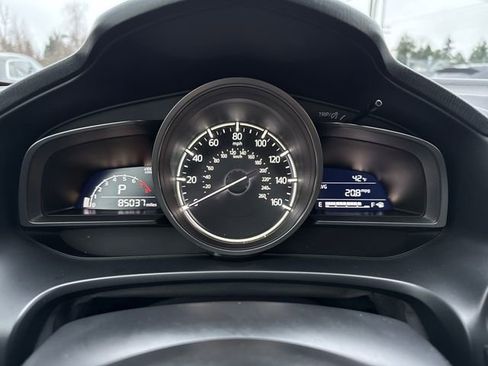 Used 2017 MAZDA MAZDA3 Touring image 14