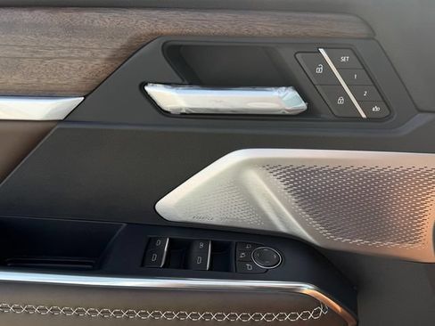 New 2026 GMC Acadia Denali Ultimate AWD/4WD image 23