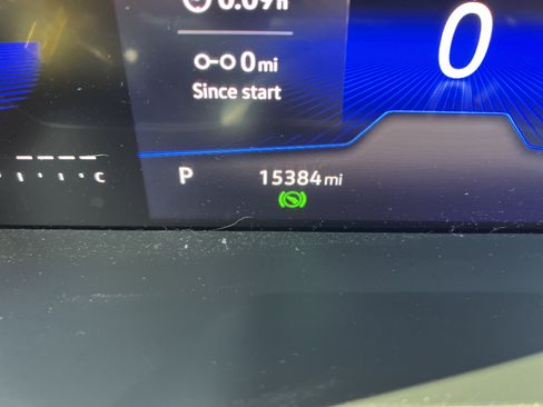 Used 2024 Volkswagen Jetta SE FWD image 19