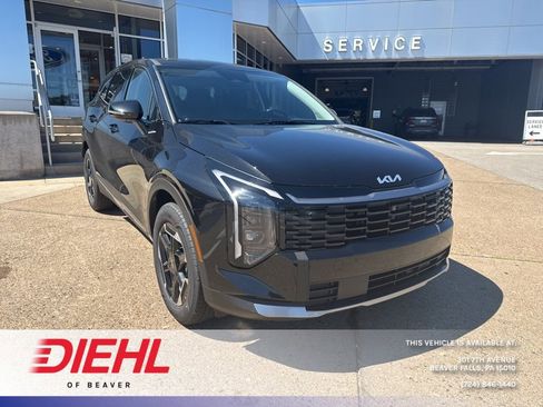 New 2026 Kia Sportage S image 1