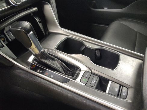 Used 2022 Honda Accord Sport image 26