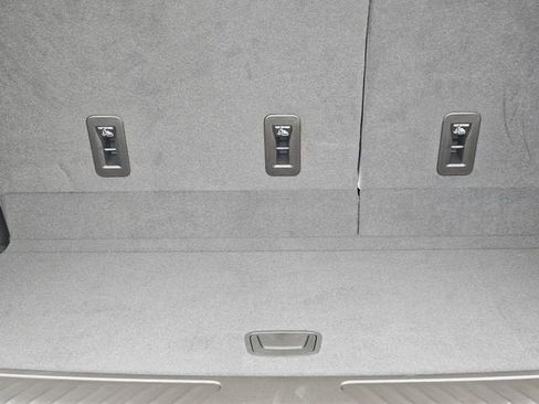 New 2026 GMC Yukon Elevation image 23