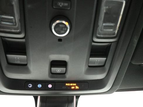 Used 2022 Chevrolet Tahoe Z71 image 20