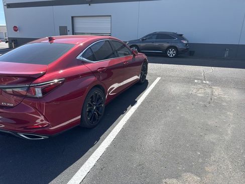 Used 2023 Lexus ES 350 350 w/ Accessory Package (Z1) image 5