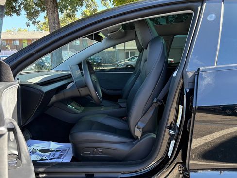 Used 2025 Tesla Model 3 Long Range AWD/4WD image 9