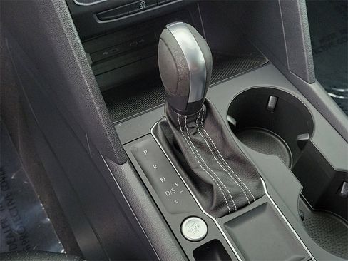 Used 2021 Volkswagen Atlas SE w/ Panoramic Sunroof Package image 26