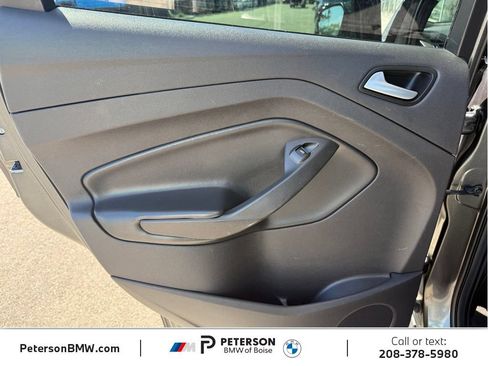 Used 2017 Ford Escape SE AWD/4WD image 16