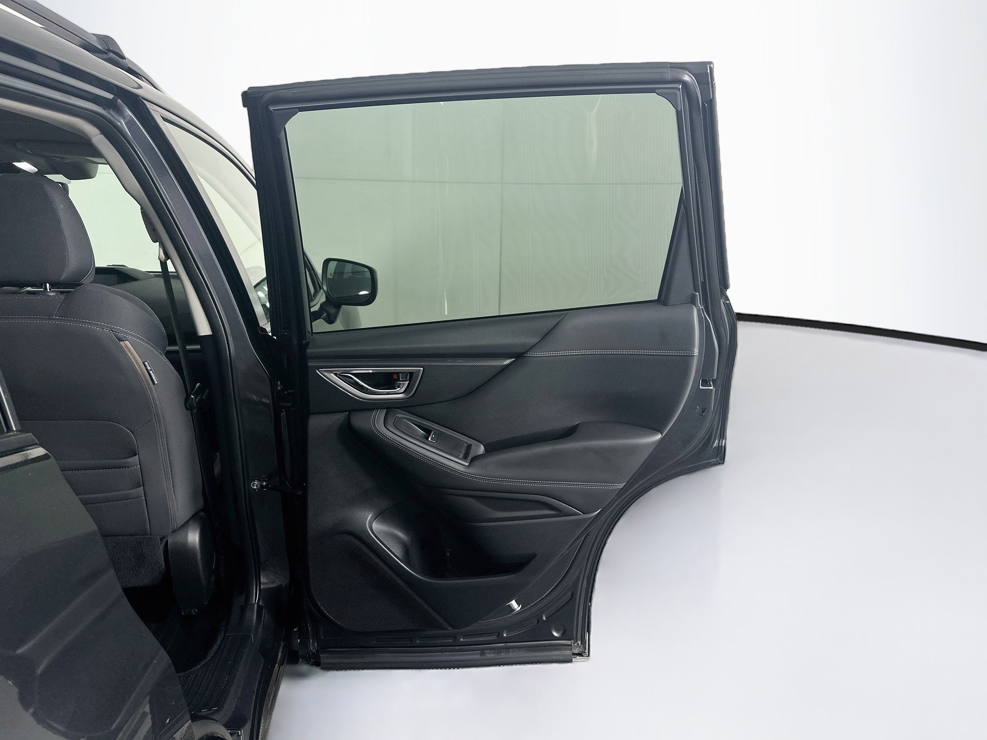 Used 2019 Subaru Forester Premium AWD/4WD image 31