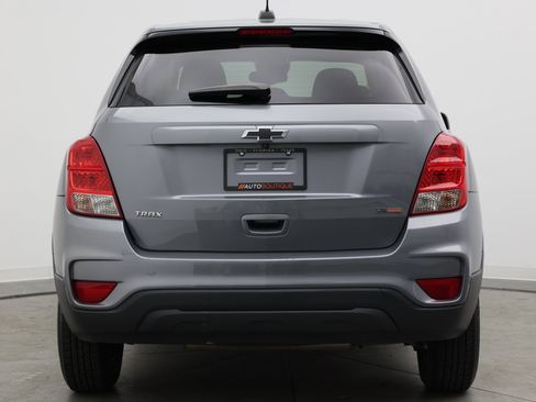 Used 2020 Chevrolet Trax LS w/ Tint and Cruise Package FWD image 6