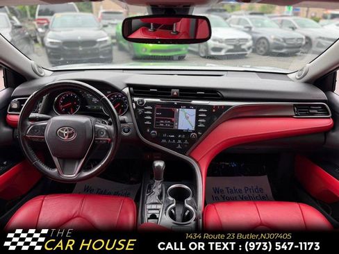 Used 2019 Toyota Camry XSE FWD image 29
