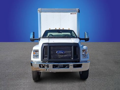 Used 2023 Ford F650 2WD Regular Cab Super Duty image 2