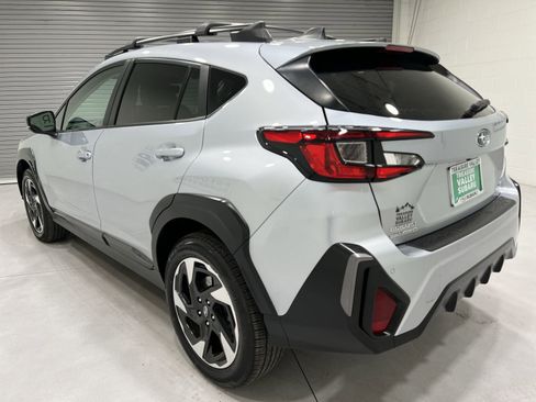 Certified 2025 Subaru Crosstrek 2.5i Limited w/ Crosstrek Mirror Package image 6