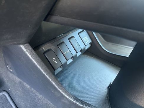 Used 2018 Honda HR-V EX-L image 24