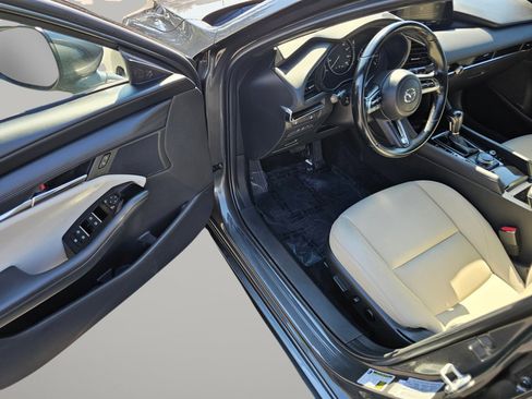 Used 2021 MAZDA MAZDA3 s image 20