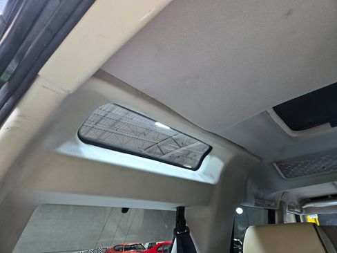 Used 2004 Land Rover Discovery SE image 77