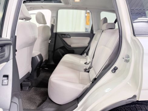 Used 2015 Subaru Forester 2.5i Premium w/ All-Weather Package image 31