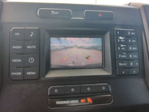 Used 2016 Ford F150 XL w/ Equipment Group 101A Mid AWD/4WD image 19