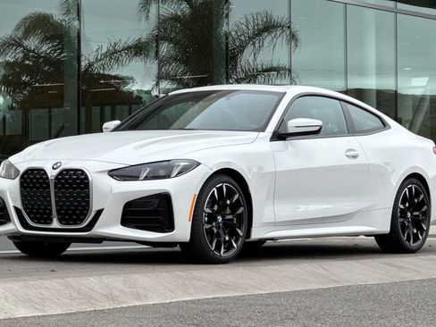 New 2026 BMW 430i Coupe w/ M Sport Package image 7