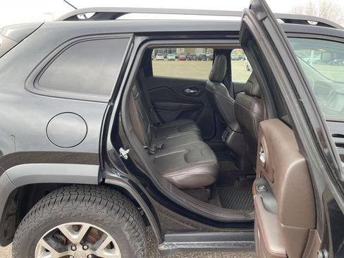 Used 2014 Jeep Cherokee Trailhawk w/ Technology Group image 25