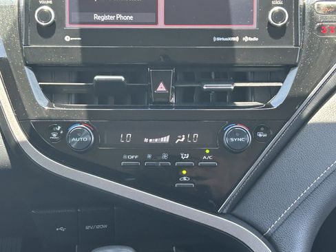 Used 2024 Toyota Camry XSE FWD image 19