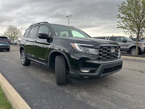 Used 2023 Honda Passport TrailSport image 14