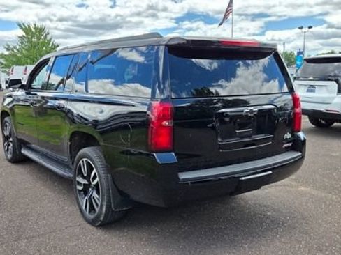 Used 2020 Chevrolet Suburban LT AWD/4WD image 6