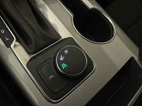 Used 2022 Chevrolet Blazer LT FWD image 27