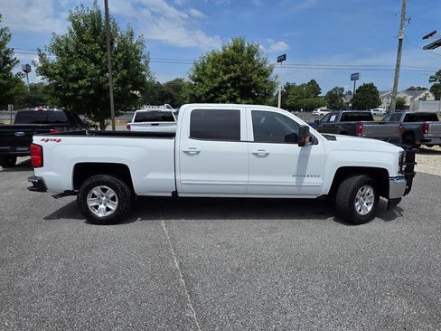 Used 2018 Chevrolet Silverado 1500 LT AWD/4WD image 33