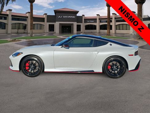 Used 2024 Nissan Z NISMO w/ Floor Mat Package RWD image 5