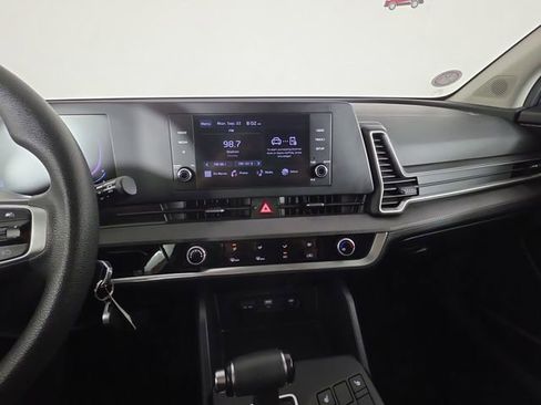 Used 2023 Kia Sportage LX image 22