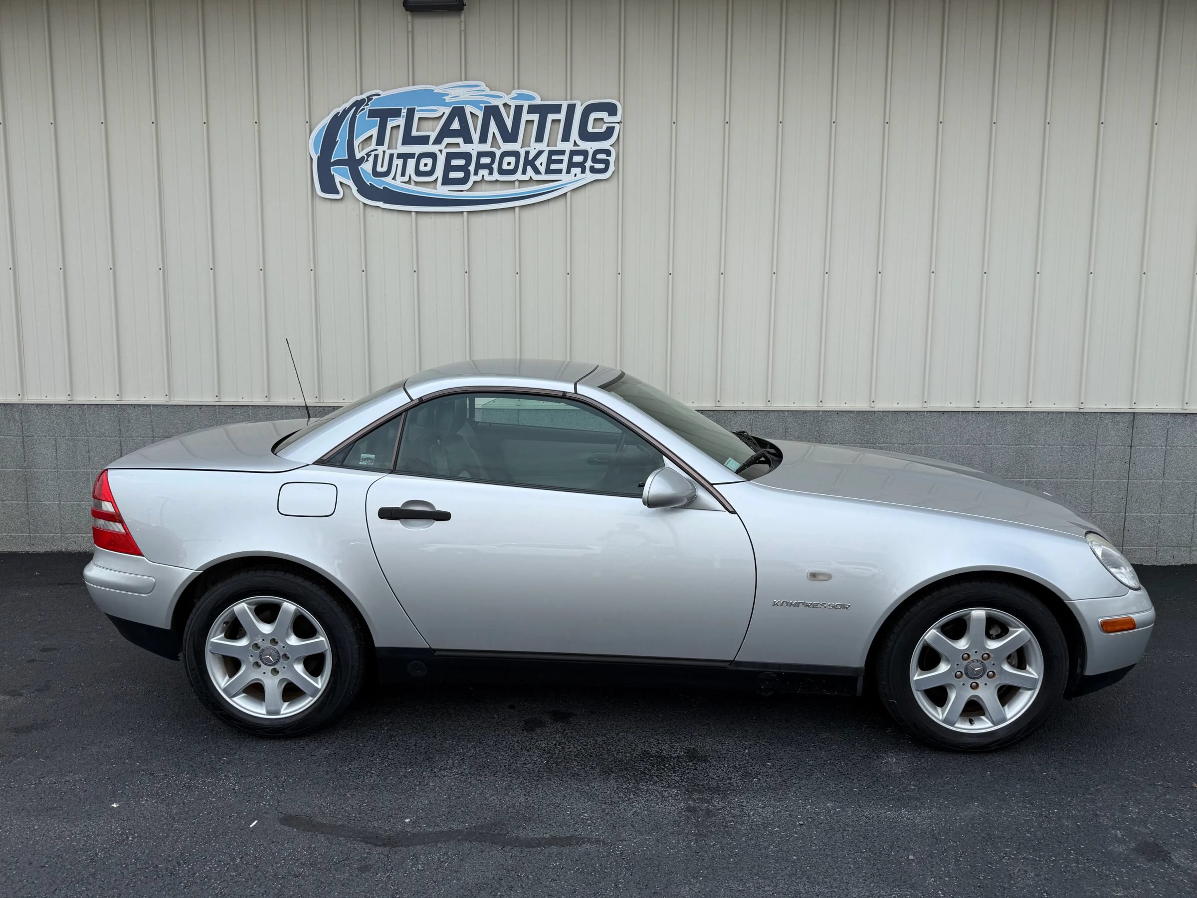 Used 1999 Mercedes-Benz SLK 230 image 3