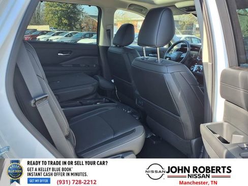 New 2026 Nissan Pathfinder SL w/ SL Premium Package AWD/4WD image 21
