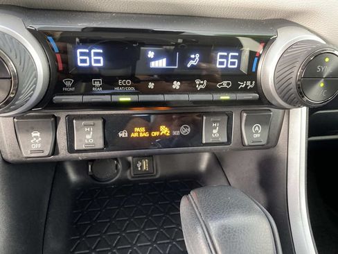 Used 2025 Toyota RAV4 XLE w/ Convenience Package AWD/4WD image 22