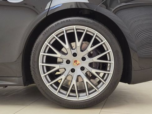 Used 2025 Porsche Panamera 4 AWD/4WD image 15