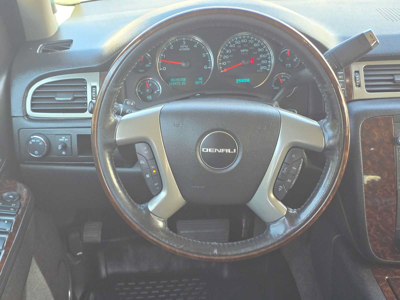 Used 2013 GMC Yukon Denali AWD/4WD image 19