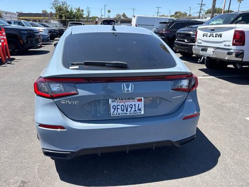 Used 2023 Honda Civic Sport image 17