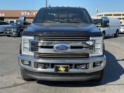 Used 2019 Ford F250 King Ranch w/ Chrome Package image 3