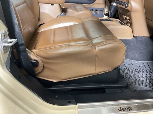 Used 2011 Jeep Wrangler Sport w/ PWR Convenience Group image 29