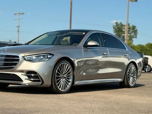 Used 2023 Mercedes-Benz S 580 4MATIC Sedan w/ AMG Line image 54