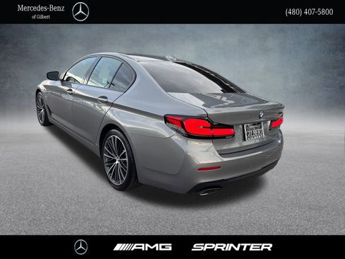 Used 2023 BMW 530e w/ Premium Package image 4