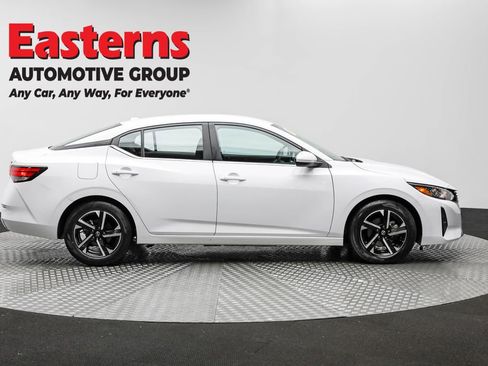 Used 2024 Nissan Sentra SV image 5