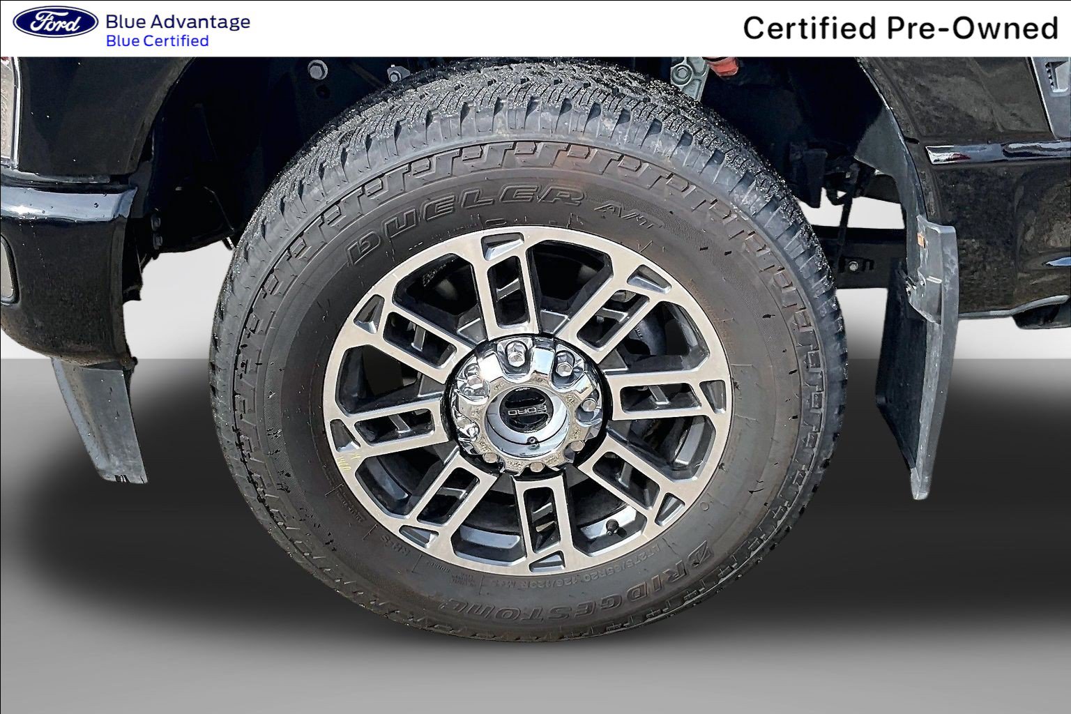 Used 2026 Ford F250 Platinum w/ Platinum Plus Package AWD/4WD image 9