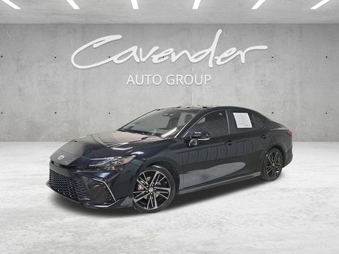 Used 2025 Toyota Camry XSE image 1