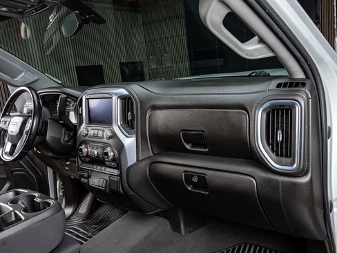 Used 2021 GMC Sierra 2500 SLE w/ SLE Value Package; image 18