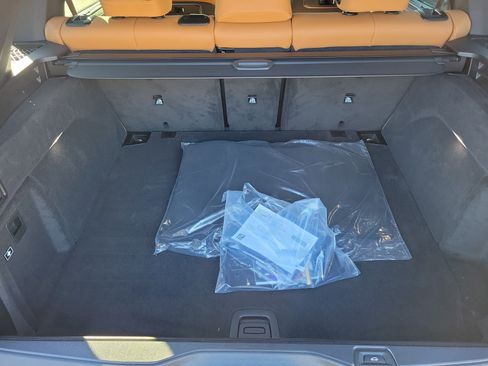 New 2026 BMW X5 xDrive40i w/ M Sport Package image 6