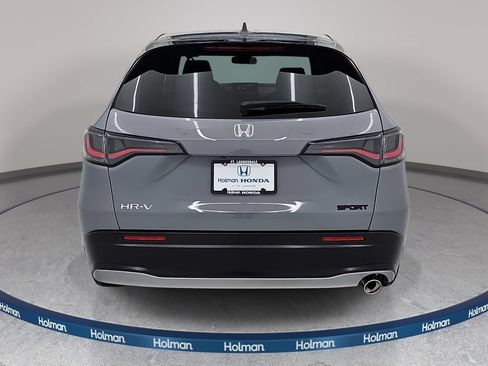 Used 2024 Honda HR-V Sport image 8