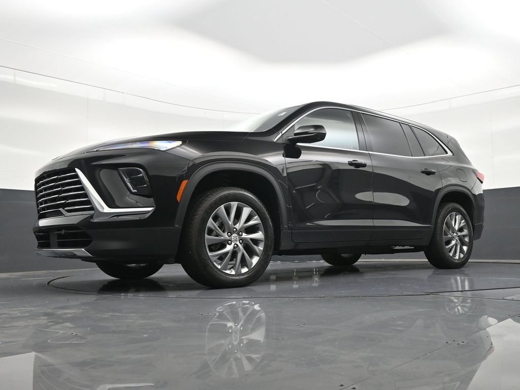 Used 2025 Buick Enclave Preferred w/ Power Package FWD image 23