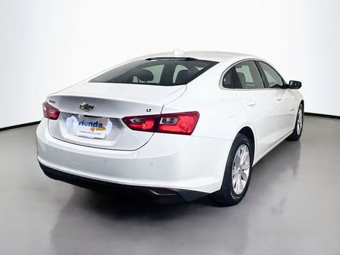 Used 2025 Chevrolet Malibu LT FWD image 23